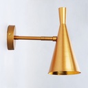 Adjustable Nordic-style wall light