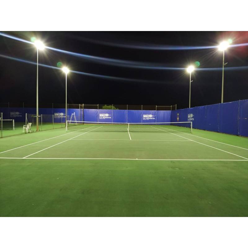 Asymmetric LED floodlight 200W - 150lm/W - IP65
