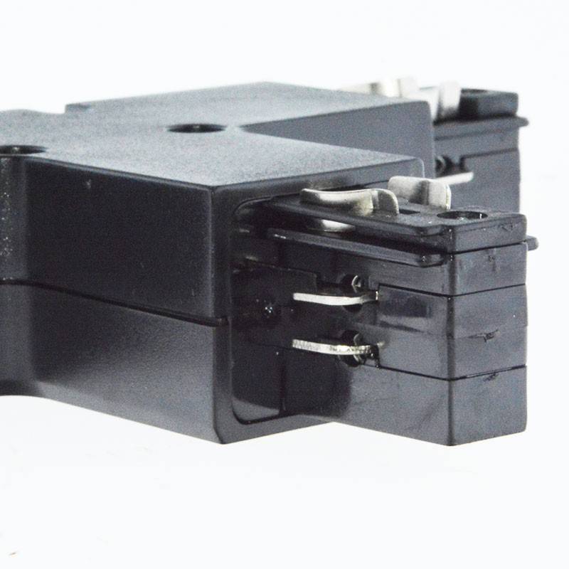 Rigid tee for surface mounted three-phase rail - LEFT