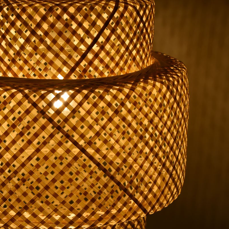 Wicker pendant lamp "Onna".