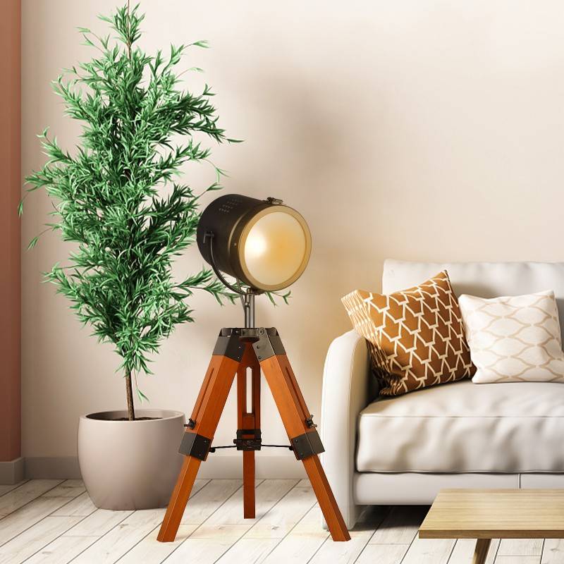 Vintage table or floor lamp with tripod "CARPEN".