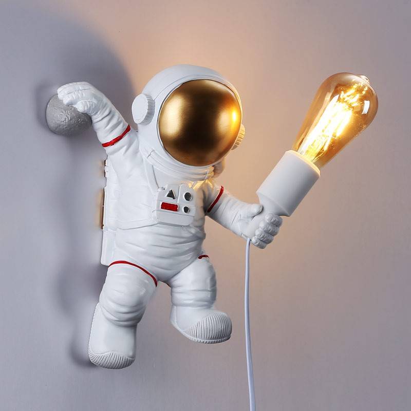 Astronaut wall light "Conrad" - With switch and plug - E27