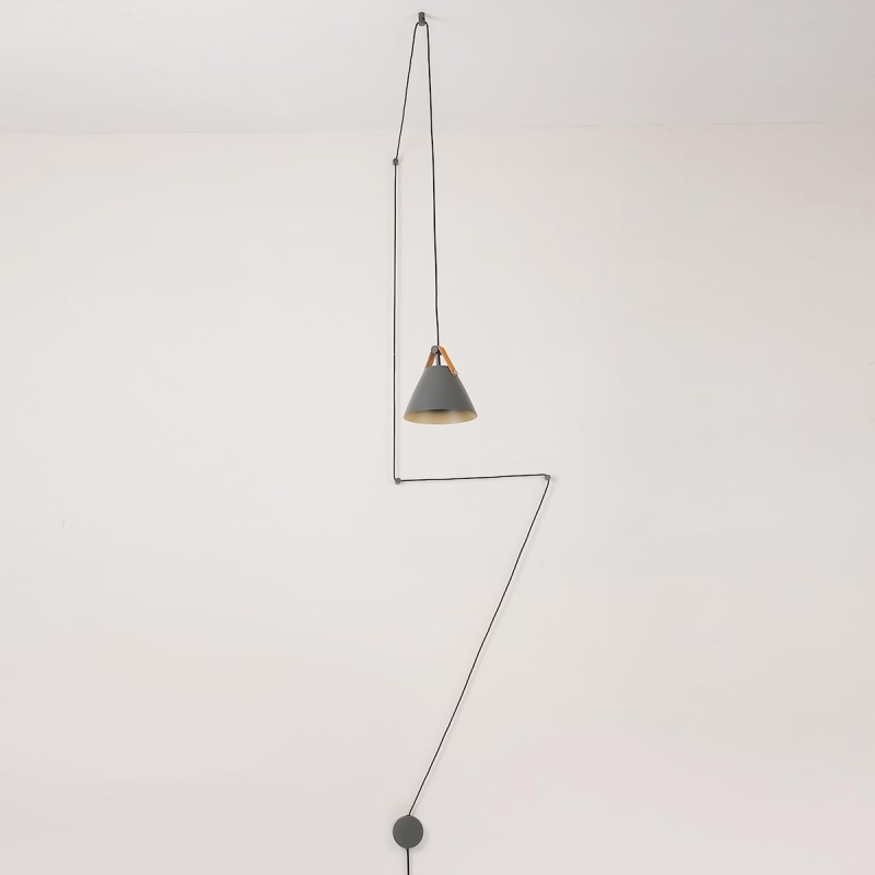 Leather pendant lamp "Sam" with socket