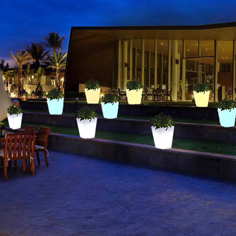 RGBW Rechargeable LED planter 12W - White resin - IP65 - 40x40x55cm
