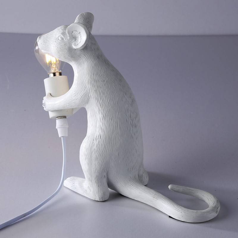 Resin mouse table lamp "Stuart".