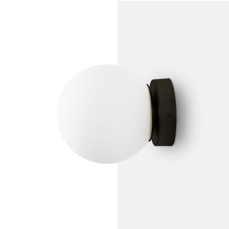 "Rober" crystal ball wall sconce