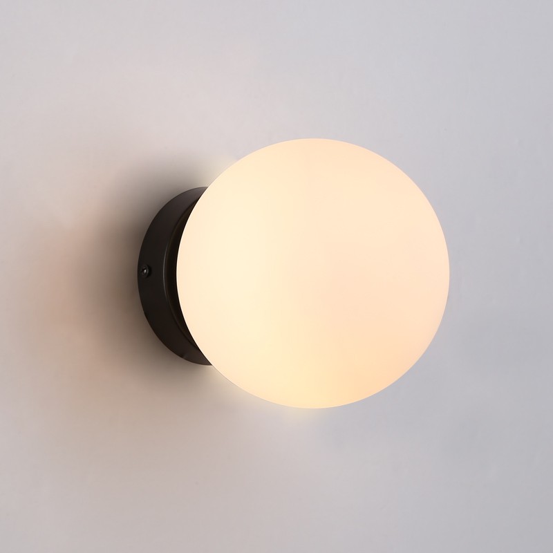 "Rober" crystal ball wall sconce