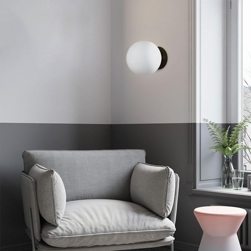 "Rober" crystal ball wall sconce