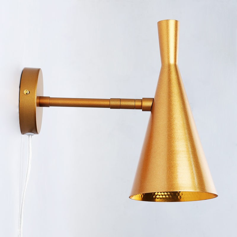 Plug-in adjustable wall light - E27