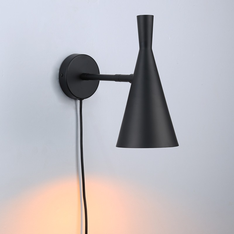 Plug-in adjustable wall light - E27