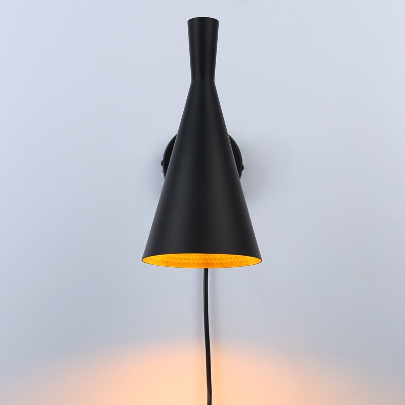 Plug-in adjustable wall light - E27