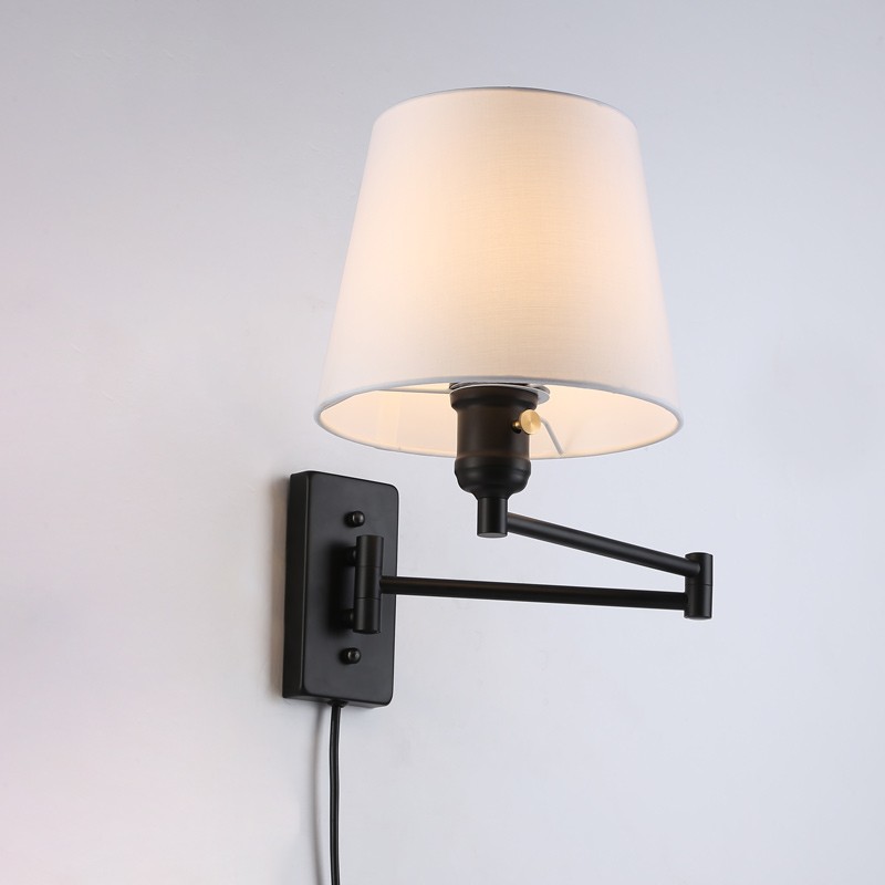 Wall light with articulated arm and "Clark" socket - E27