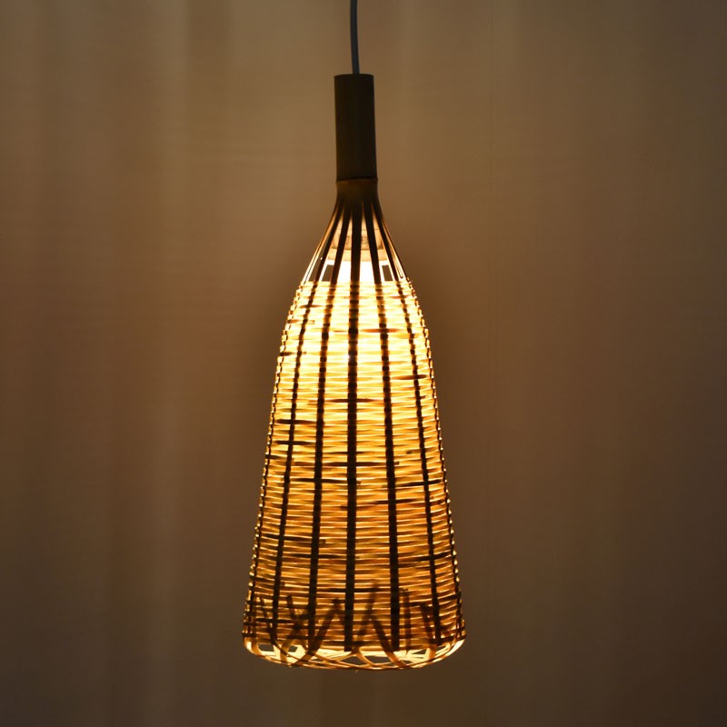Wicker pendant lamp "Boa".