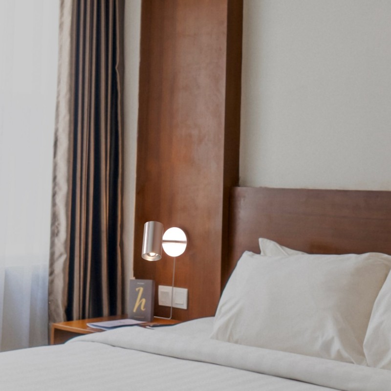 Ben" adjustable interior wall light with cable and plug - E27