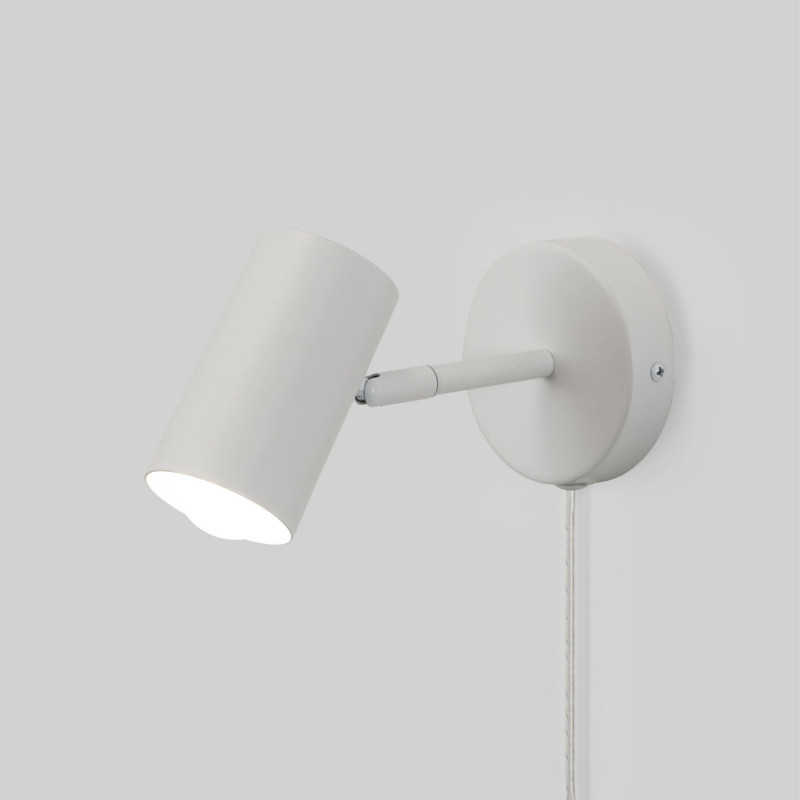 Ben" adjustable interior wall light with cable and plug - E27