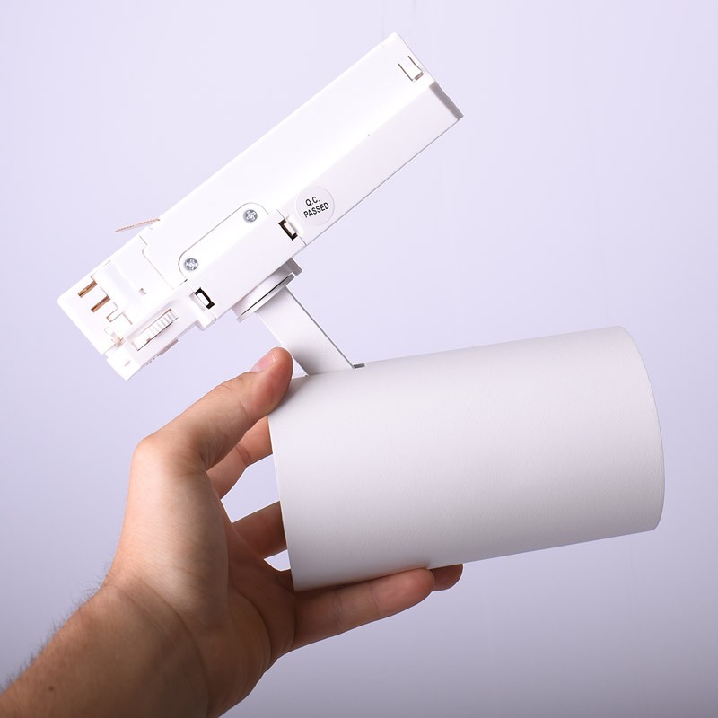 Three-phase 36W CCT Triac Dimmable LED track spotlight 36W CCT Triac Dimmable LED track light