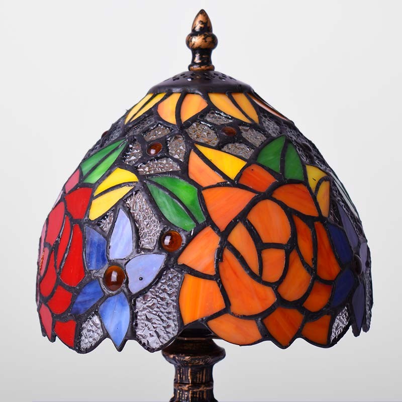 Tiffany" inspired table lamp with glass mosaic