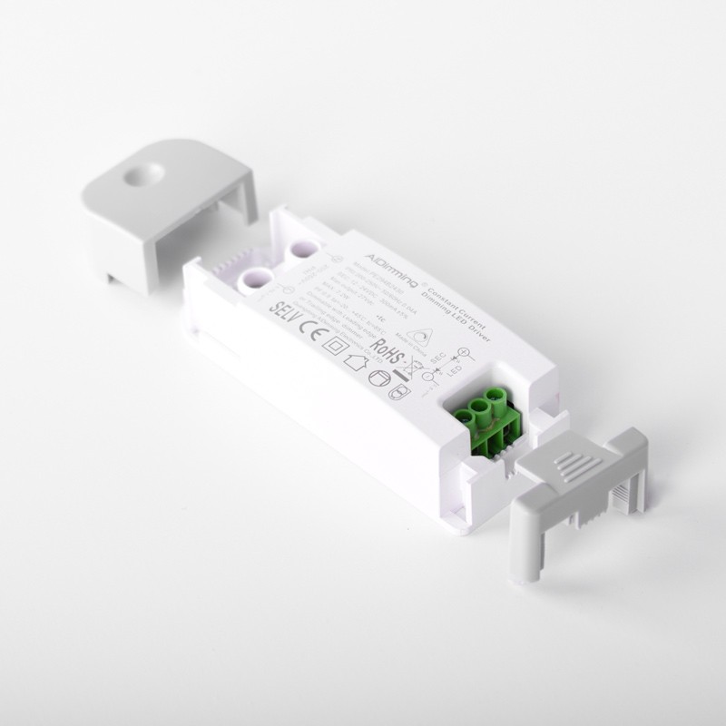 Dimmable TRIAC constant current driver 12-24V 7.2W 300mA