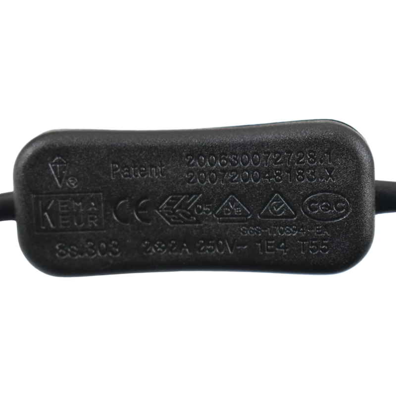 E27 socket with PVC cable, switch and plug