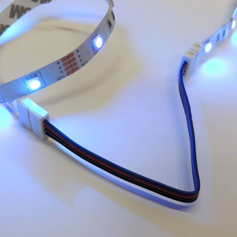 Connector for 12V RGB strips with cable