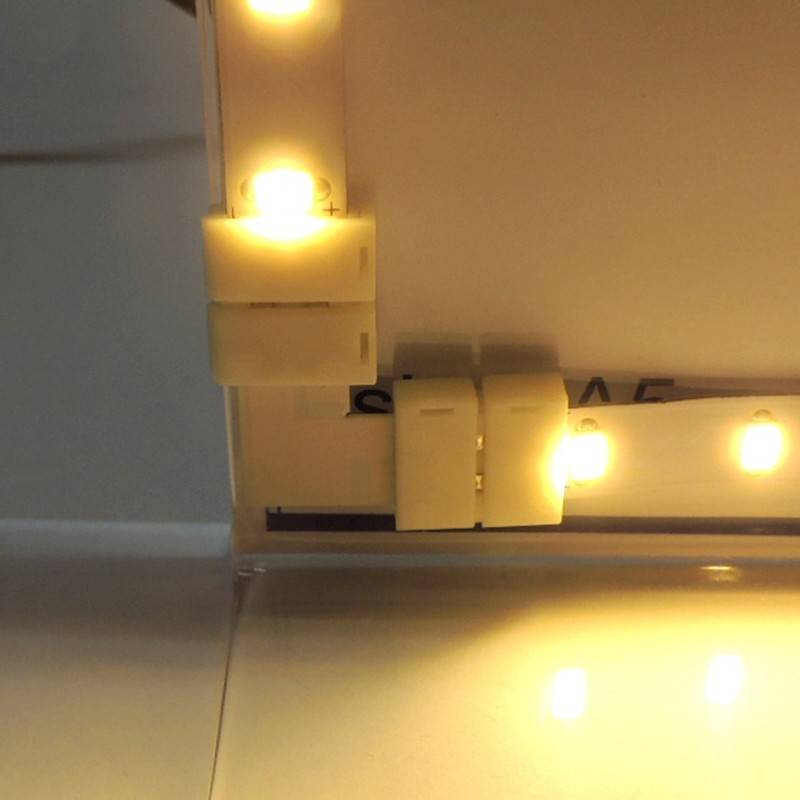 Connector for LED strips 12V 10mm for 90º corners