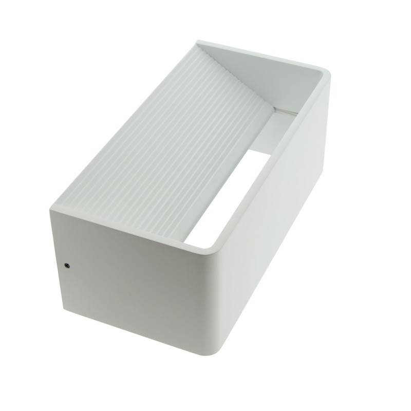 Nordic LED wall light "KARTIO" 6W 590 Lumens