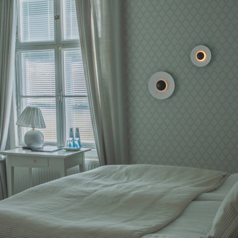 Design LED wall sconce "Larson" - 18W