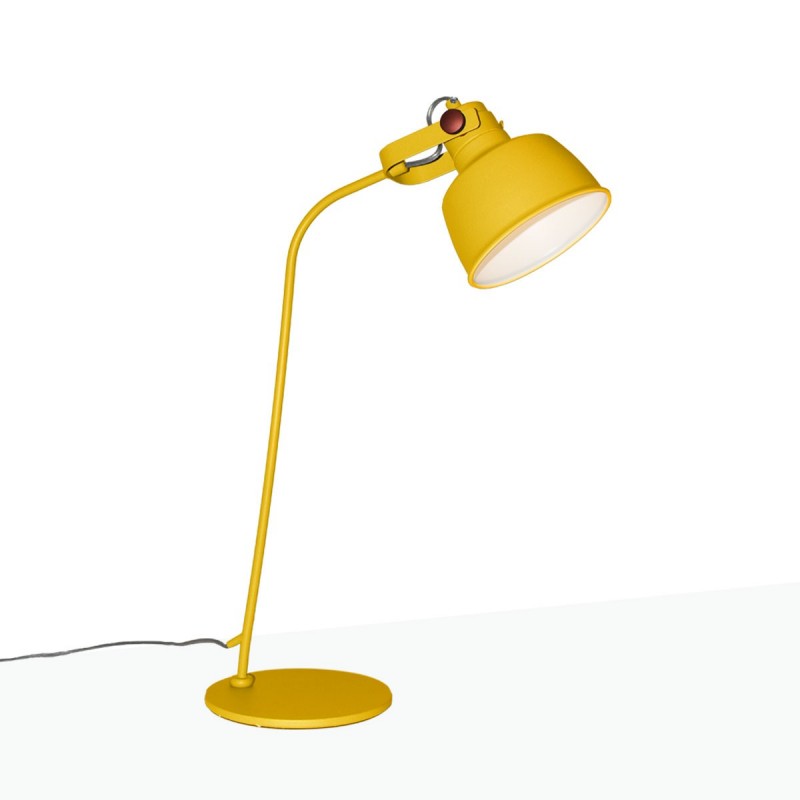 Nordic table lamp "KUKKA".
