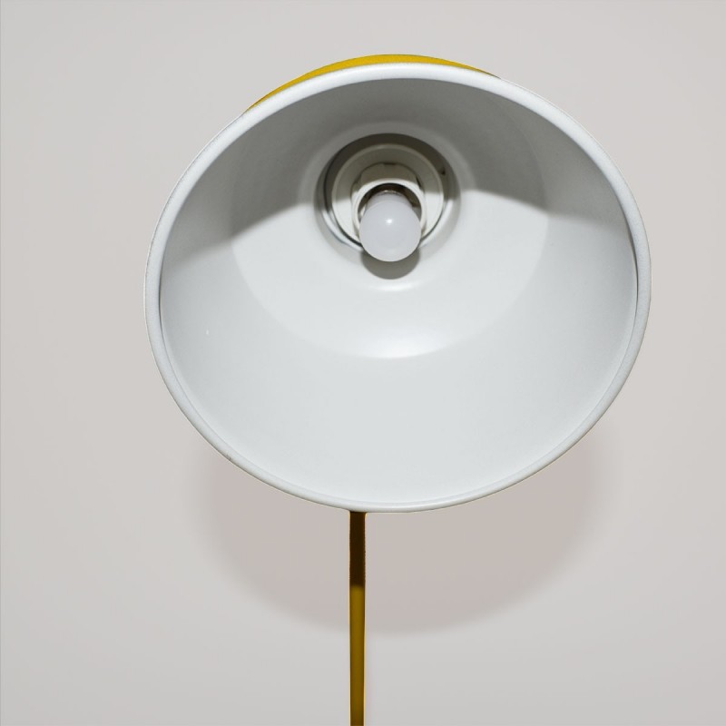 Nordic table lamp "KUKKA".
