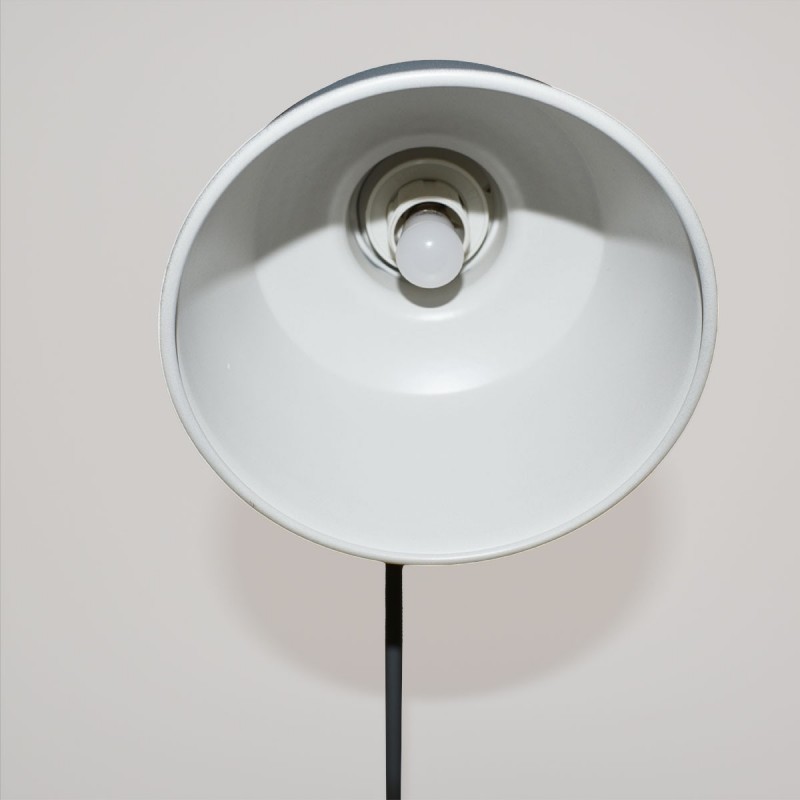 Nordic table lamp "KUKKA".