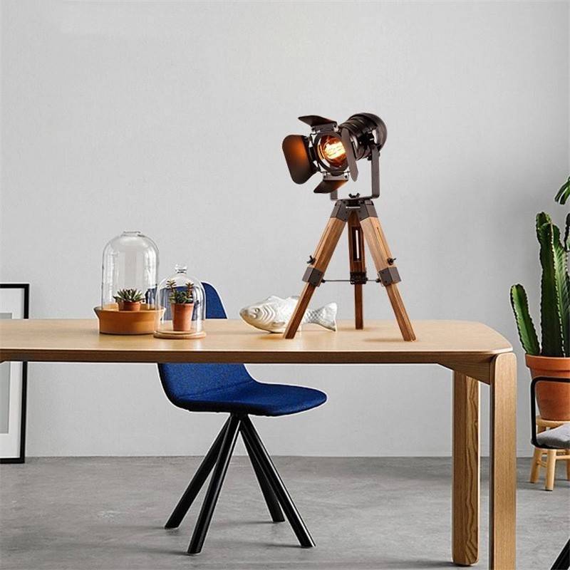 Vintage table lamp with tripod "CINEMA MINI" 67cm