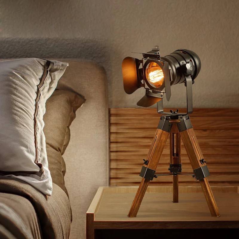 Vintage table lamp with tripod "CINEMA MINI" 67cm