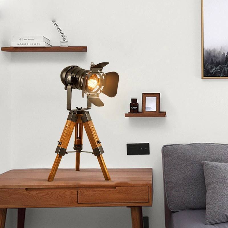 Vintage table lamp with tripod "CINEMA MINI" 67cm