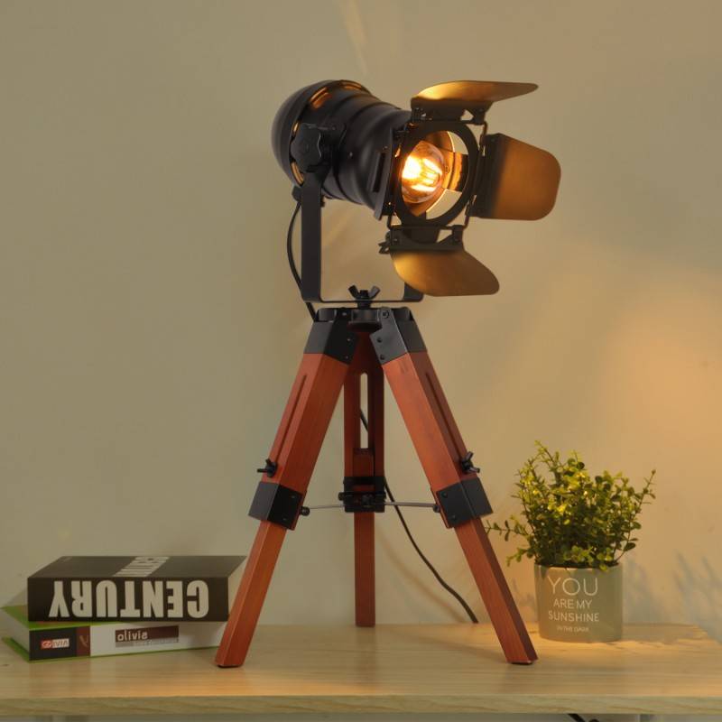Vintage table lamp with tripod "CINEMA MINI" 67cm