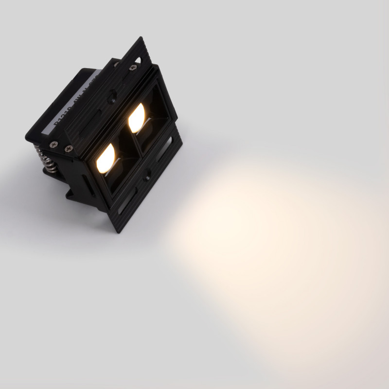 Recessed/trimless linear LED spotlight for plasterboard - 4W - UGR18 - CRI90 - Black