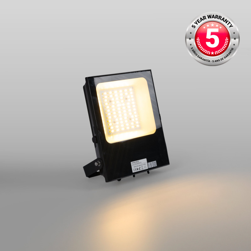 Outdoor LED floodlight - 50W CCT - "PRO" Series - 110lm/W - IP66
