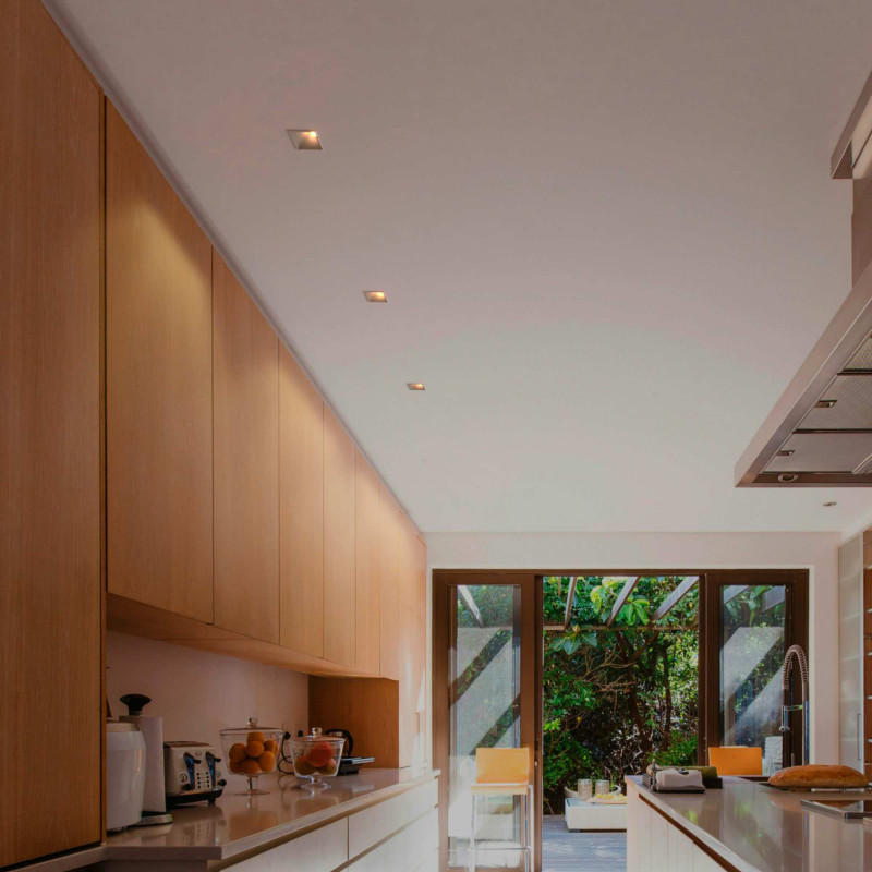 Asymmetrical square recessed downlight ring - Low UGR - Cutout 85 x 85mm