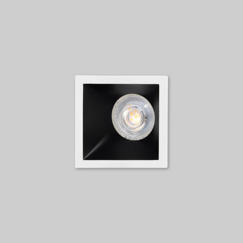 Asymmetrical square recessed downlight ring - Low UGR - Cutout 75x75mm