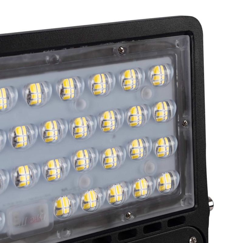 Outdoor asymmetric LED floodlight 150W - 18600 lm- IP65