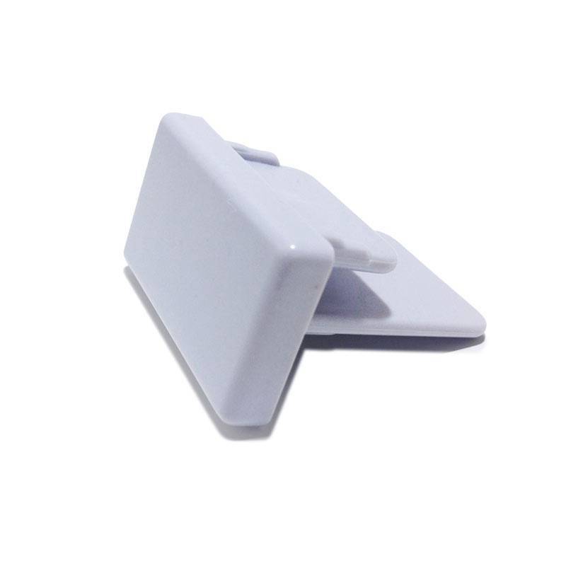 End cap for single-phase surface rail