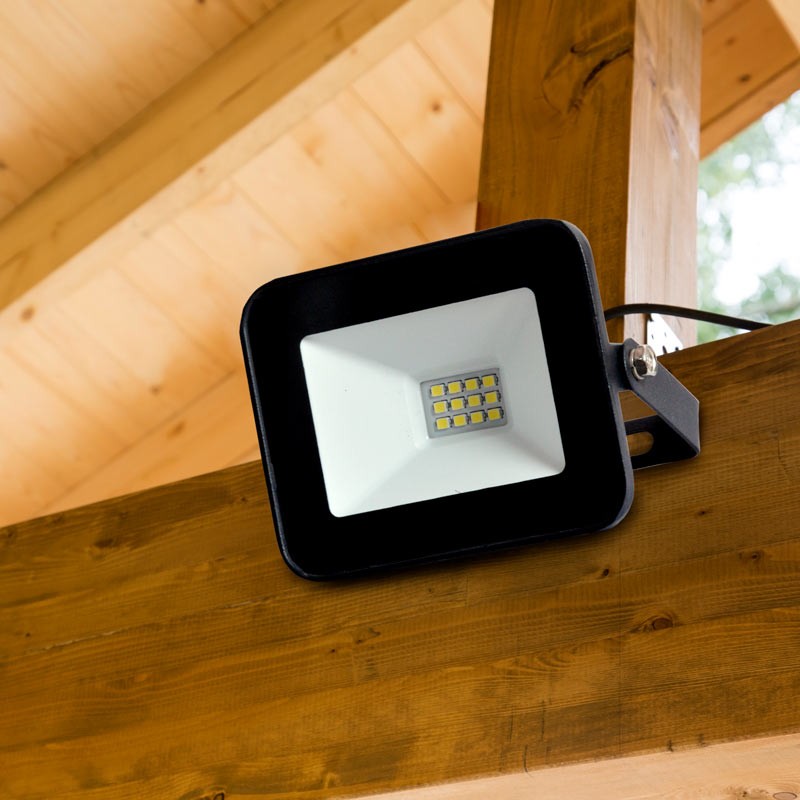 Outdoor LED floodlight - 10W - 95lm/W - IP65