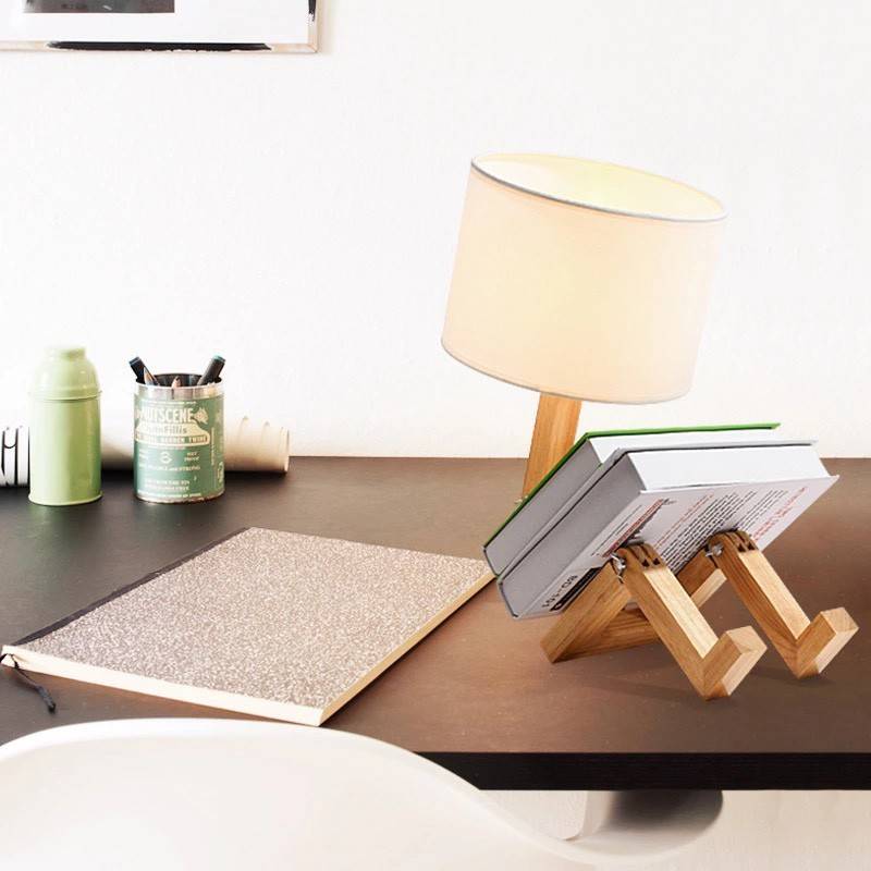 Articulated wooden table lamp "YOKI".