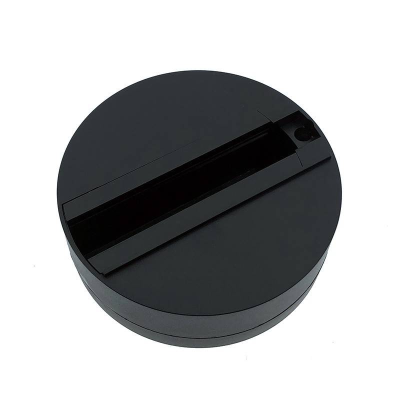 Surface mount base for single-phase LED track spotlights