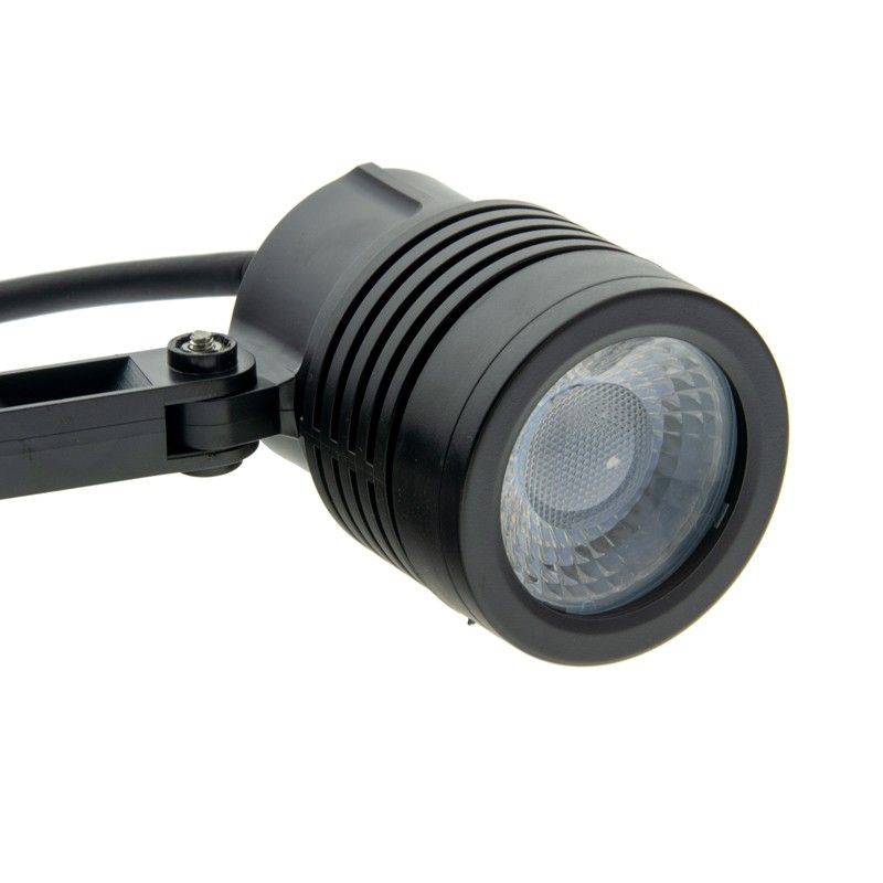 LED spotlight with spike 6W 480lm 230V IP65