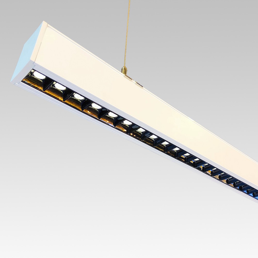 Virsu uzstādāma lineāra LED luminārija 30W 120cm 2750lm ar zemu UGR16