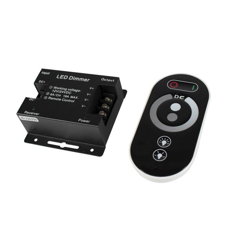 Regulator / dimmer med RF berøringsfjernbetjening til monokrom stribe 12/24V 18A