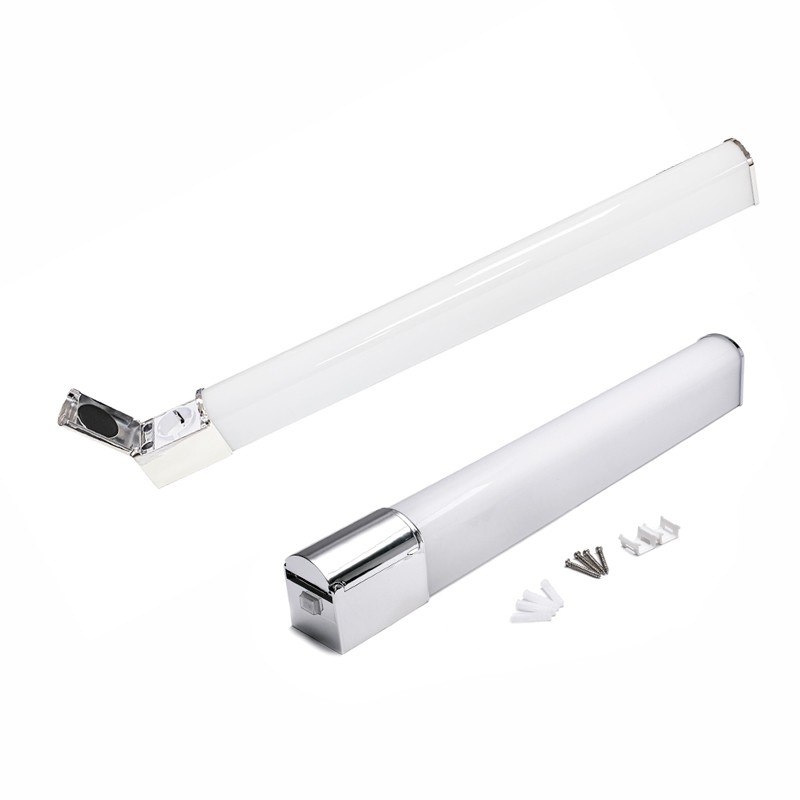 Bathroom wall light LED 15W - With integrated socket - 68cm