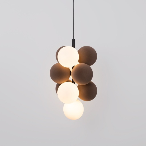 Akustyczna pionowa lampa wisząca "DRAC" - 4 świecące kule i 6 kul pochłaniających światło